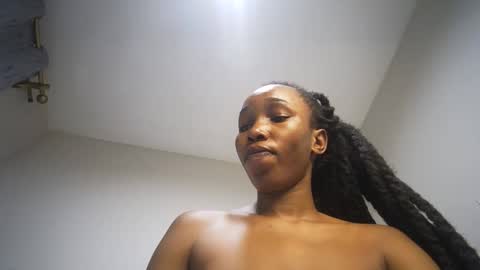 Snapshot of amunetlover chatting on September 12, 12:05 pm shantel online show from September 12, 12:05 pm