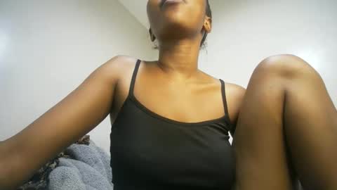 Snapshot of amunetlover chatting on October 4, 7:12 pm shantel online show from October 4, 7:12 pm