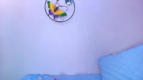 amy__wats0n online show from December 22, 7:00 pm