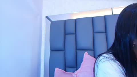 Snapshot of amy__wats0n chatting on April 27, 7:12 pm amy__wats0n online show from April 27, 7:12 pm