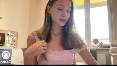 Amy Chill online show from March 14, 2:44 pm