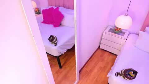 Aleja   online show from September 28, 3:23 am