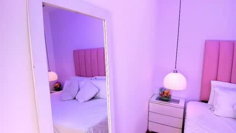 Aleja   online show from October 5, 3:16 am