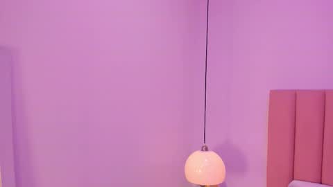 Aleja   online show from October 13, 3:06 am