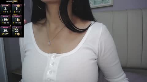 Snapshot of amy_le chatting on December 23, 1:56 pm Amy online show from December 23, 1:56 pm