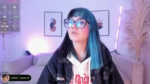 Hello I am Allison Welcome to my room and let is  have a good time together whith me online show from November 29, 7:50 pm