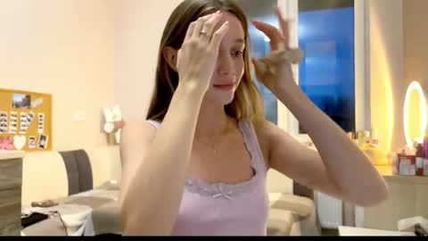 amy_meoww online show from April 12, 5:40 pm
