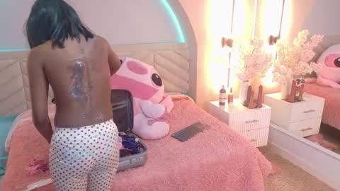 Amy online show from April 2, 7:00 pm