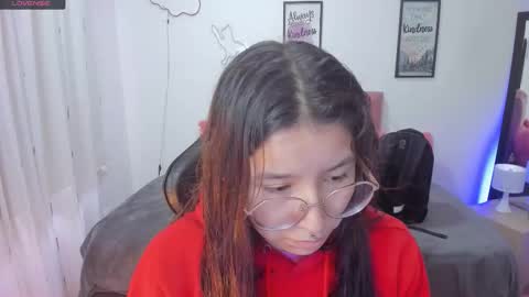 Amy sophia 3 online show from November 8, 12:38 pm