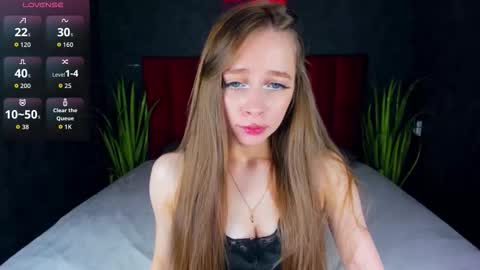 Amy online show from September 30, 7:19 pm