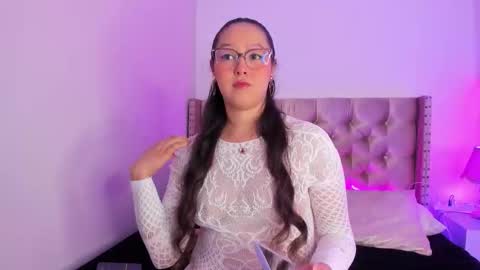 Amy Adams online show from January 15, 5:12 am