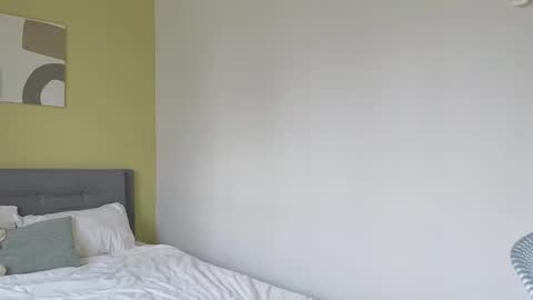 girl next door named Amy online show from November 8, 5:51 am