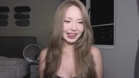 girl next door named Amy online show from November 25, 3:34 pm