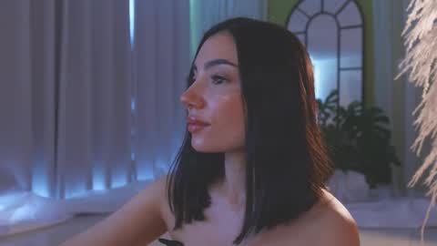 Amy Armstrong online show from December 4, 8:50 pm