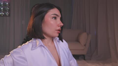 Amy Armstrong online show from April 2, 11:13 pm