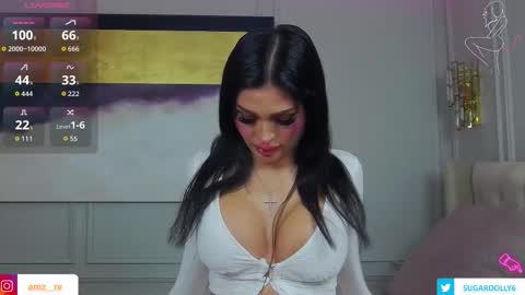 Amy online show from November 18, 8:02 pm