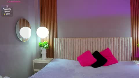 My name is AMY... Nice to meet you  thumb up me please its important online show from March 10, 6:24 pm