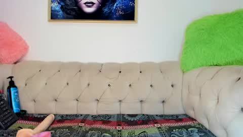 Amy Kamila online show from February 21, 7:01 am