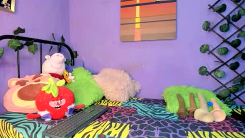 Amy Kamila online show from October 27, 2:04 am