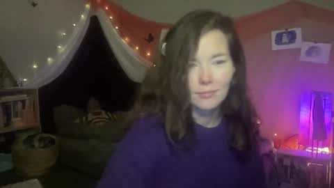 Snapshot of amydreamgirl chatting on January 6, 9:11 pm amydreamgirl online show from January 6, 9:11 pm