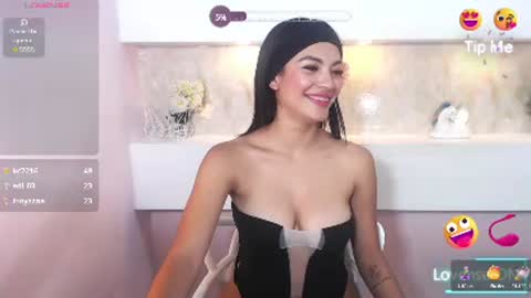 amyjohnsonn online show from December 13, 6:27 pm