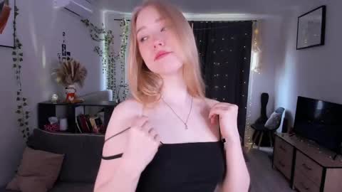 Amy online show from May 27, 9:28 am