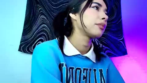 Amy ... Nice to meet u   thumb up me please its important online show from July 8, 11:31 pm