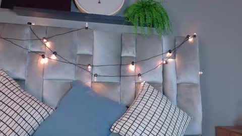 Snapshot of amypalmmer chatting on February 13, 11:39 am AMMY online show from February 13, 11:39 am