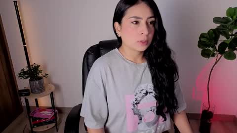 Aleja  online show from November 8, 10:48 am