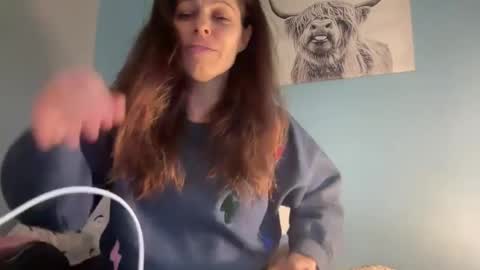 Amy Smilez online show from December 10, 3:22 pm