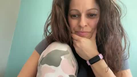 Amy Smilez online show from March 3, 5:50 pm