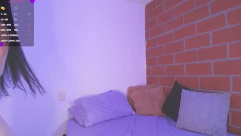 Snapshot of amyw0w chatting on March 2, 7:34 pm IG amyw0w online show from March 2, 7:34 pm