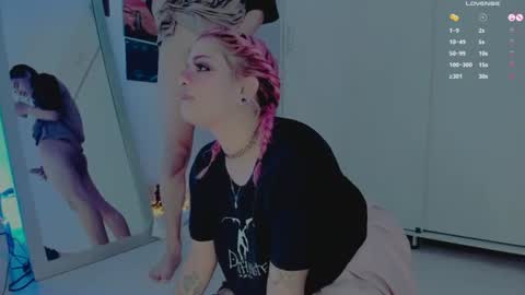 Collinns online show from June 24, 2:43 am