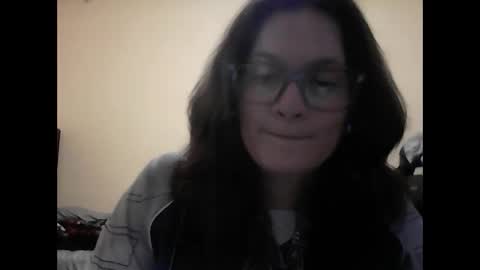 Snapshot of an_e333 chatting on October 12, 2:21 am an_e333 online show from October 12, 2:21 am