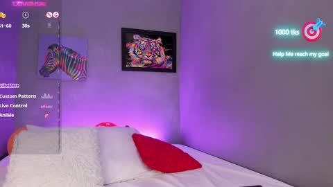 Snapshot of ana_333 chatting on February 14, 5:57 pm Ana online show from February 14, 5:57 pm