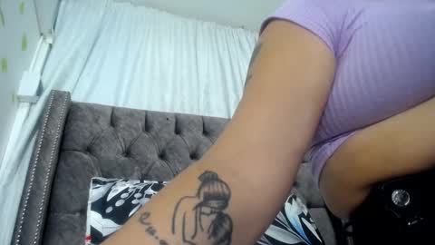 Snapshot of ana_bullock chatting on September 23, 12:08 pm ANA online show from September 23, 12:08 pm