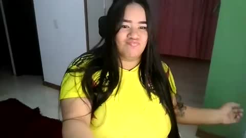 Snapshot of ana_cute_bigboobs chatting on July 4, 2:29 am ana_cute_bigboobs online show from July 4, 2:29 am