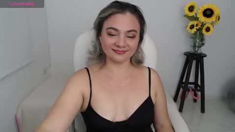  Ana  online show from October 18, 11:49 pm