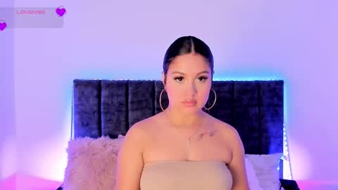 Snapshot of ana_levi chatting on October 30, 8:42 pm Ana online show from October 30, 8:42 pm