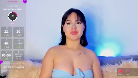 Snapshot of ana_levi chatting on December 16, 10:53 am Ana online show from December 16, 10:53 am