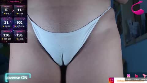 Snapshot of ana_loveee chatting on September 15, 9:42 am Ana lopez - Cameltoe girl online show from September 15, 9:42 am