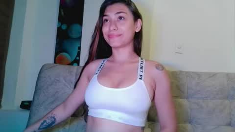 Snapshot of ana_muller19 chatting on February 24, 7:01 pm Ana online show from February 24, 7:01 pm