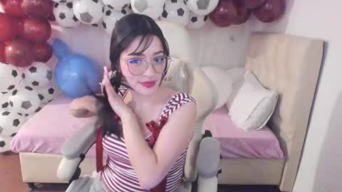 Im anna but you can call me as you want online show from September 10, 7:47 pm