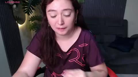 Snapshot of anaa_rosee chatting on August 1, 11:42 am Ana online show from August 1, 11:42 am