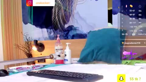 anabacker01 online show from February 4, 7:31 pm