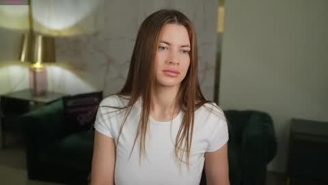 Snapshot of anabel2054 chatting on April 16, 8:15 am Sweet girls online show from April 16, 8:15 am