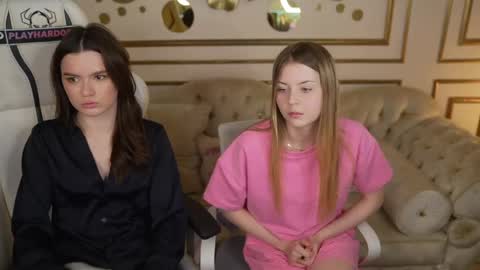 Snapshot of anabel2054 chatting on May 8, 5:07 pm Sweet girls online show from May 8, 5:07 pm