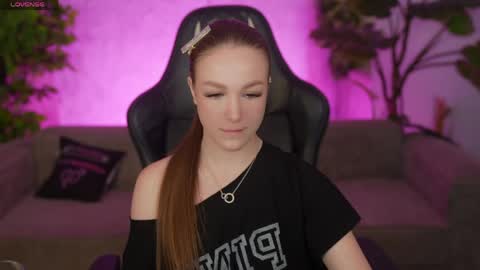 Snapshot of anabel2054 chatting on May 10, 10:42 am Sweet girls online show from May 10, 10:42 am