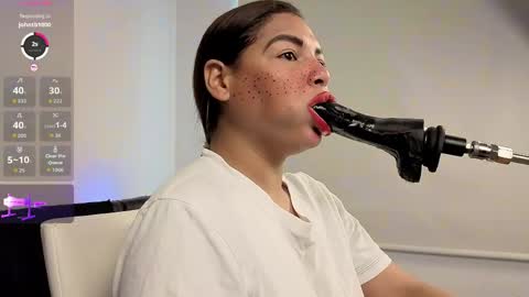 Snapshot of anabel693_ chatting on April 18, 11:47 am Anabel Alice Gandara online show from April 18, 11:47 am