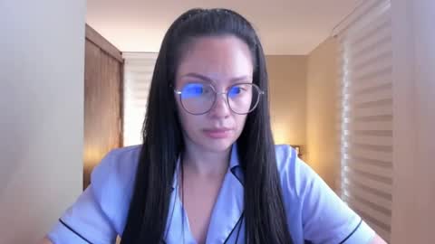 Snapshot of anabel_25 chatting on December 23, 9:40 pm Anabel online show from December 23, 9:40 pm